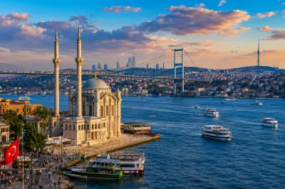 İSTANBUL 