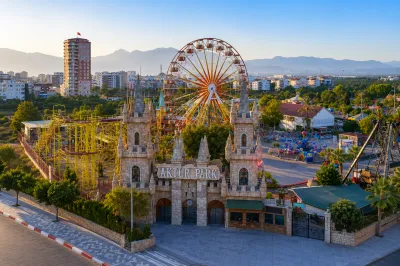 Antalya Aktürk Lunapark